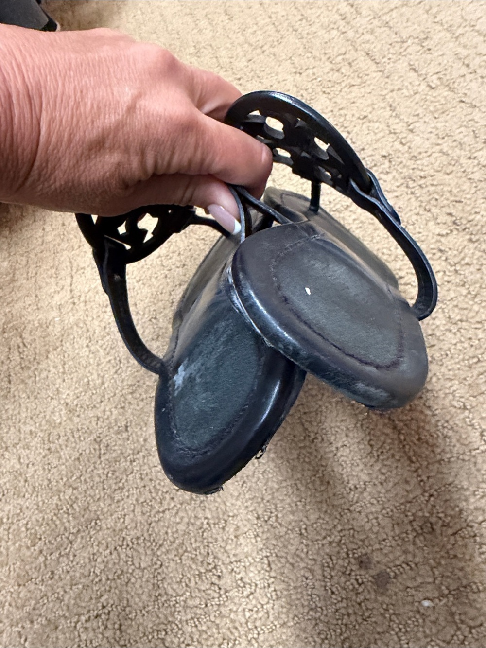 Tory Burch Black Leather Miller Logo Thong Sandals - Picture 2 of 5